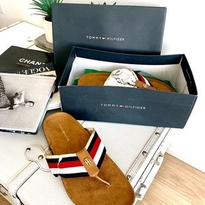 BNWT Never-Worn Tommy Hilfiger Flip Flops